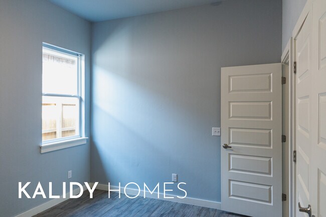 Building Photo - 508 Remington Ave