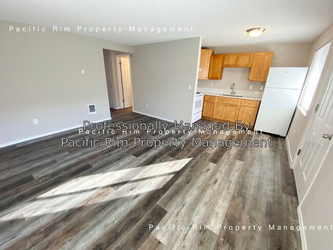 Building Photo - 6415 Steilacoom Blvd SW