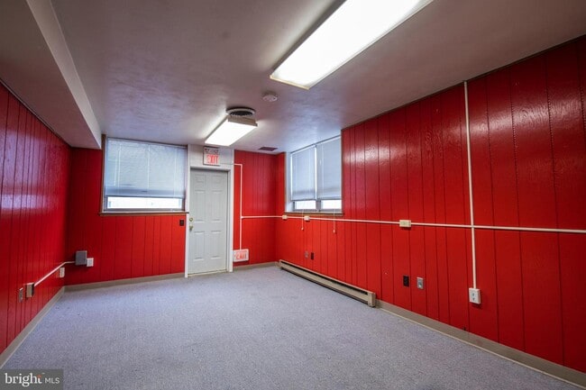 Building Photo - 980 Davisville Rd