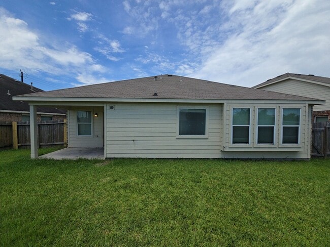 Building Photo - 1306 Squire Dr