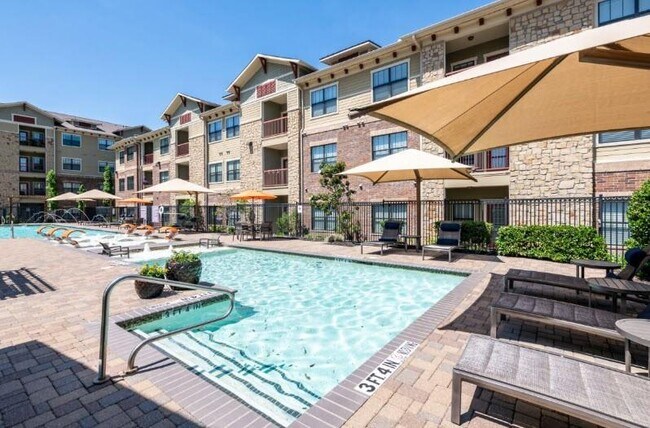 Building Photo - 4689-5109 Mustang Pkwy