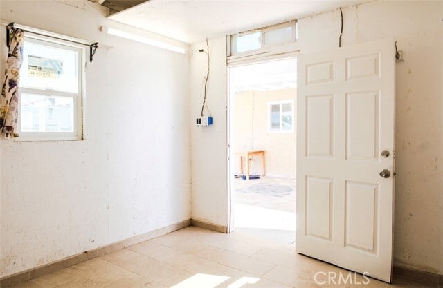 Building Photo - 6781 Jacaranda Ave