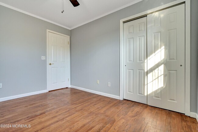 Building Photo - 22 Brookside Ct