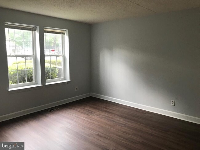 Building Photo - 3815 Chesterwood Dr