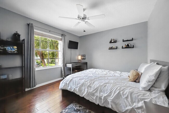 Building Photo - 4062 Bahia Isle Cir