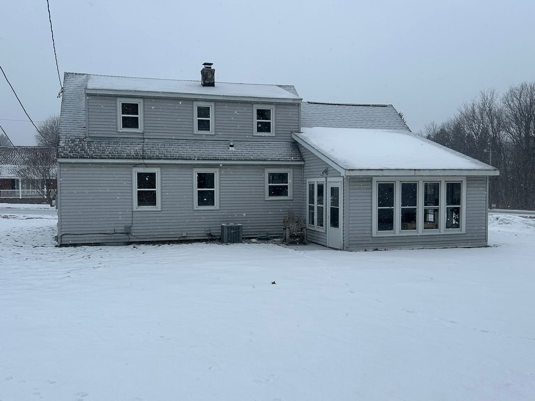 Building Photo - 3 Wills Dr