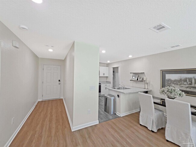 Building Photo - 6465 June Bug Dr