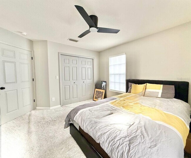 Building Photo - 6600 Gentle Ben Cir