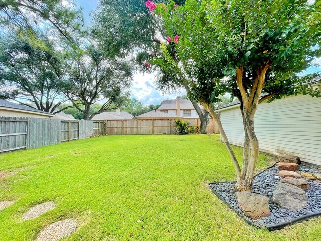 Building Photo - 3015 W Steepbank Cir