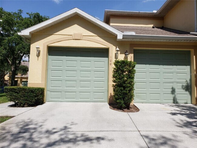 Primary Photo - 3658 Oakdale Cir