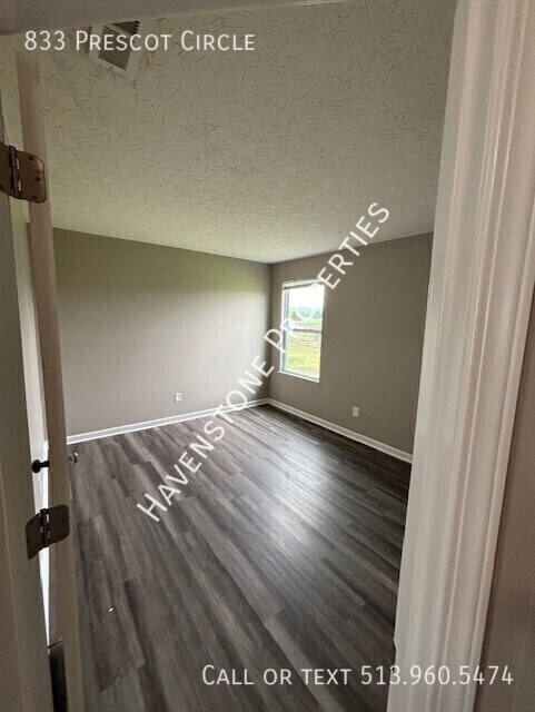 Building Photo - 833 Prescot Cir