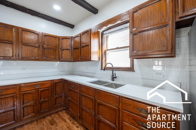 Building Photo - 5311 W Berenice Ave