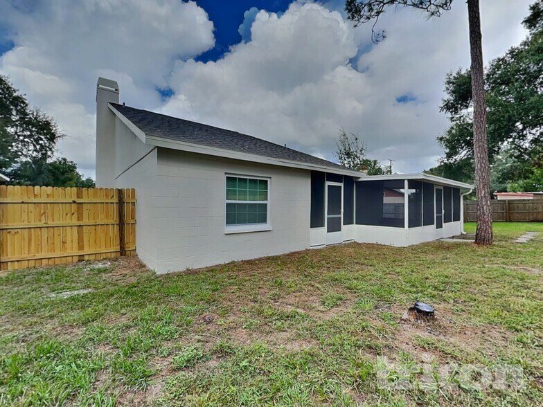 Building Photo - 4624 S Country Hills Ct