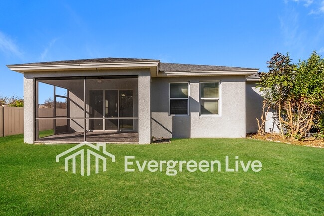 Building Photo - 15303 Long Cypress Dr