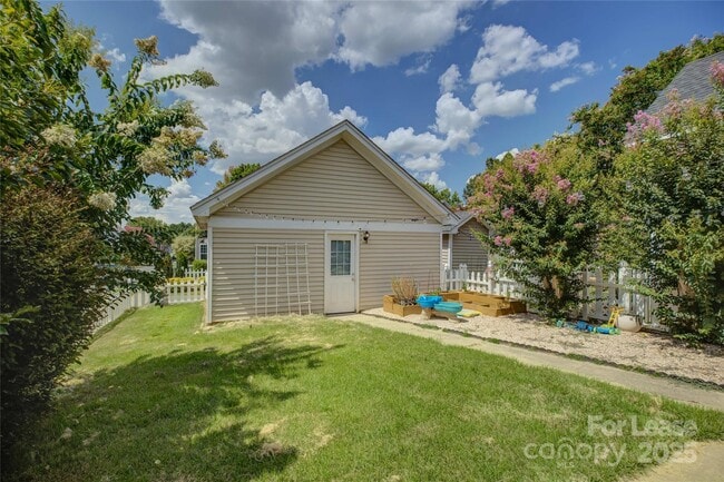Building Photo - 11330 Deer Ridge Ln