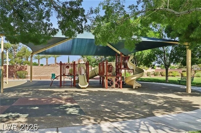Building Photo - 8213 Bay Dunes St