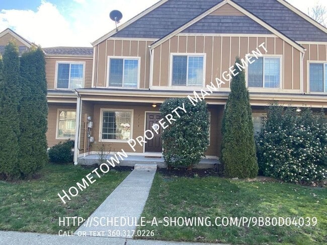 Primary Photo - 3 bdrm Townhouse Avail NOW!