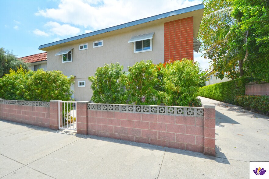 Building Photo - 10854 Morrison St