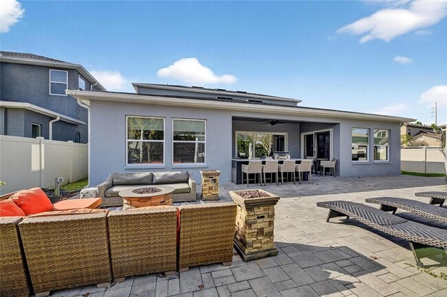 Building Photo - 18233 Leafmore St