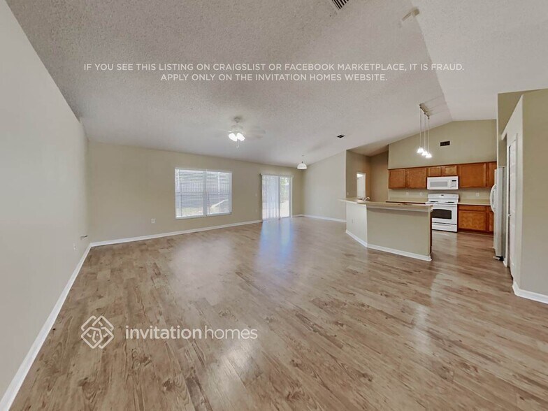 Building Photo - 1348 Wildberry Ln