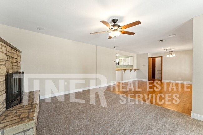 Building Photo - 705 Orange Grove Way