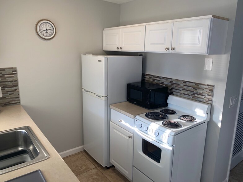 Building Photo - 13825 S Indian River Dr