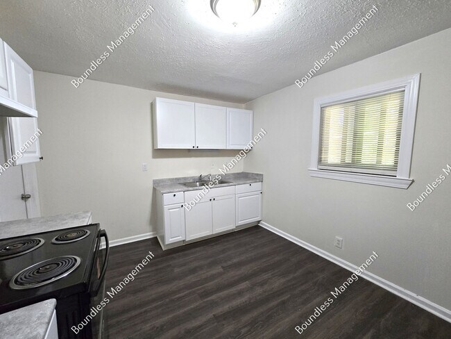 Building Photo - 3627 Forrest Park Rd SE