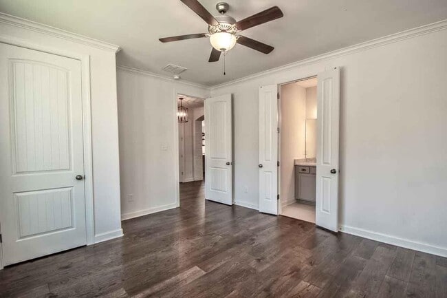 Building Photo - 10441 Sockeye Dr