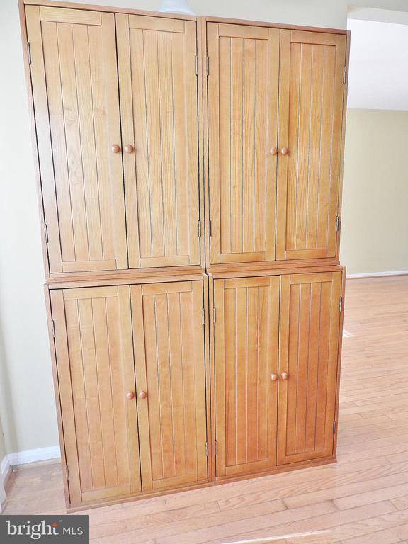 Building Photo - 4235 Fox Lake Dr