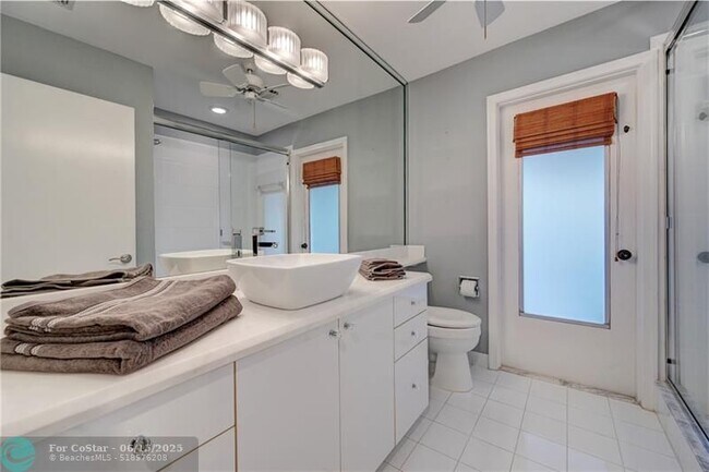 Building Photo - 681 Marine Dr