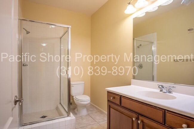 Building Photo - Elegant Westside Condo with Modern Upgrades and Private Patios