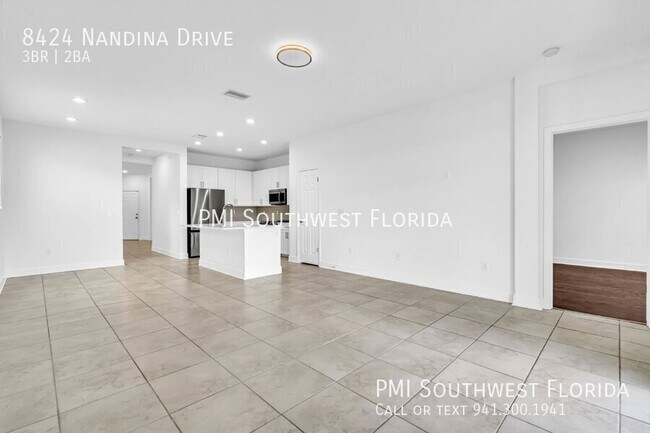 Building Photo - 8424 Nandina Dr