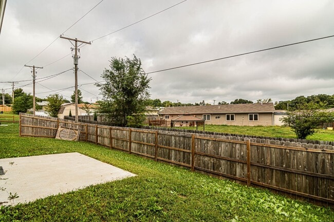 Building Photo - Please View 3D Virtual Walk-Through Before Scheduling a Showing