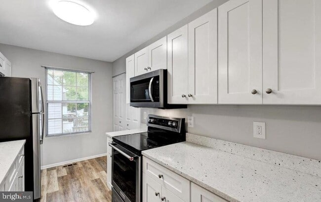 Building Photo - 3629 10th St