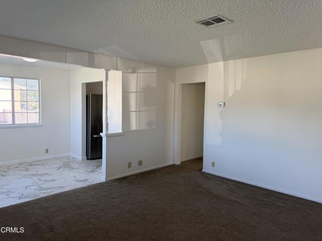 Building Photo - 826 Camelia Dr