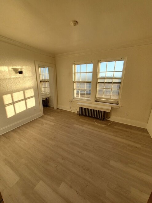 Building Photo - 614 6th St