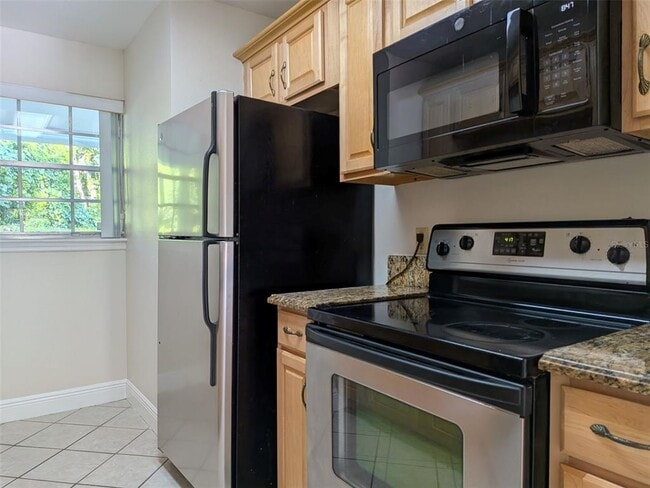 Building Photo - 450 Cherrywood Gardens Dr