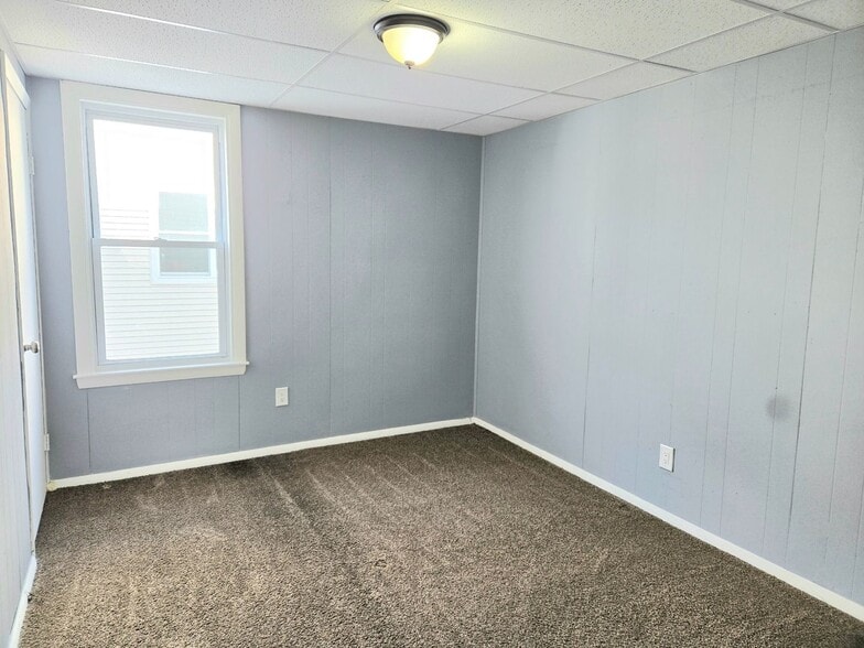 Building Photo - 48 Rocliffe St