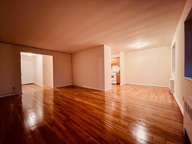 Building Photo - 242 Summit Ave