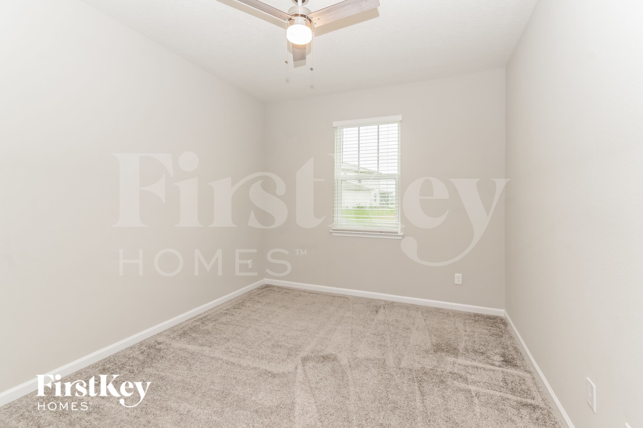 Building Photo - 2081 Amberly Dr