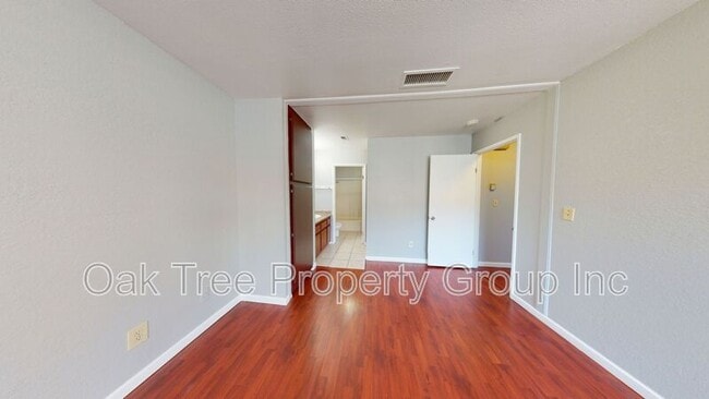 Building Photo - 2225 23rd Ave