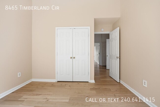 Building Photo - 8465 Timberland Cir