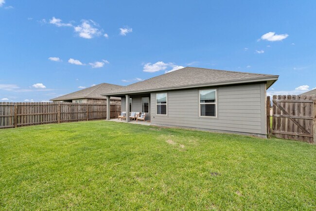 Building Photo - 2785 Eltonne Gdns Dr