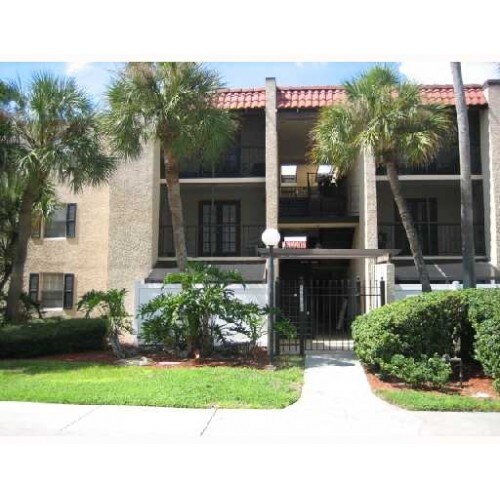 Building Photo - 5304 W Kennedy Blvd