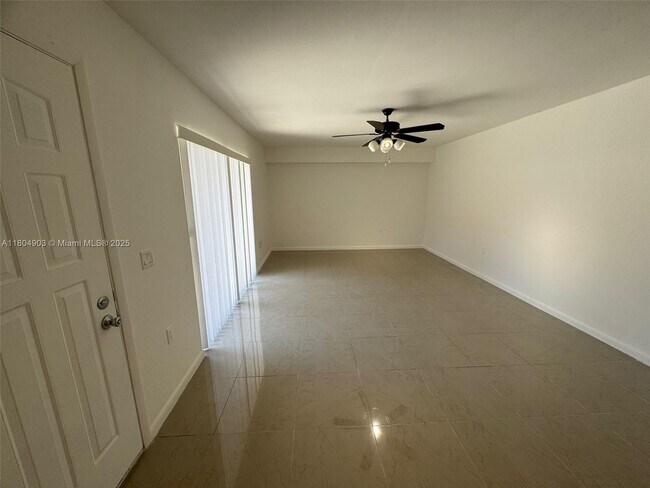 Building Photo - 719 Mill Valley Pl