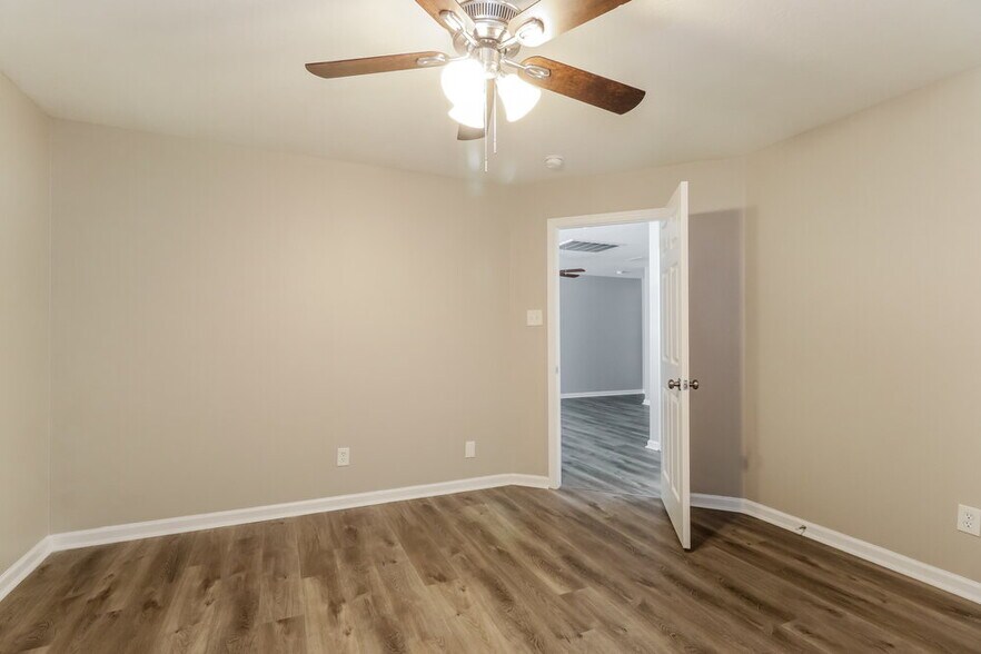 Building Photo - 20923 Sedona Ranch Ln
