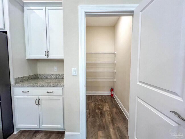 Building Photo - 8010 Majestic Cypress Dr