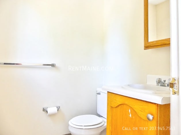 Building Photo - 307 Garland St