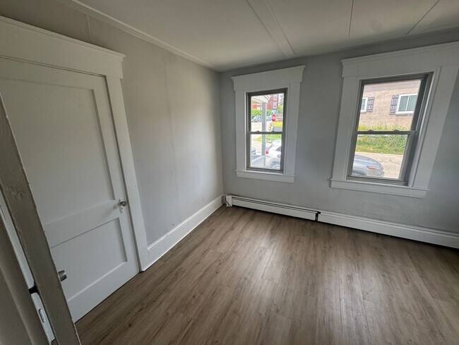 Building Photo - 36-40 Green Street