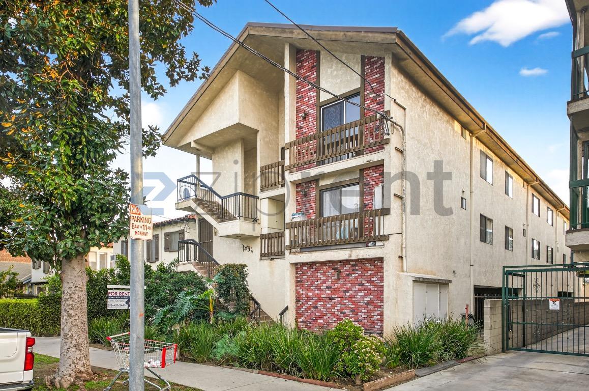 Building Photo - 1004 E Garfield Ave